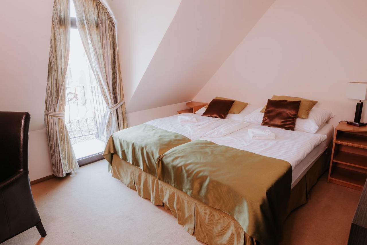 Hotel Bonaparte Kosice Luaran gambar