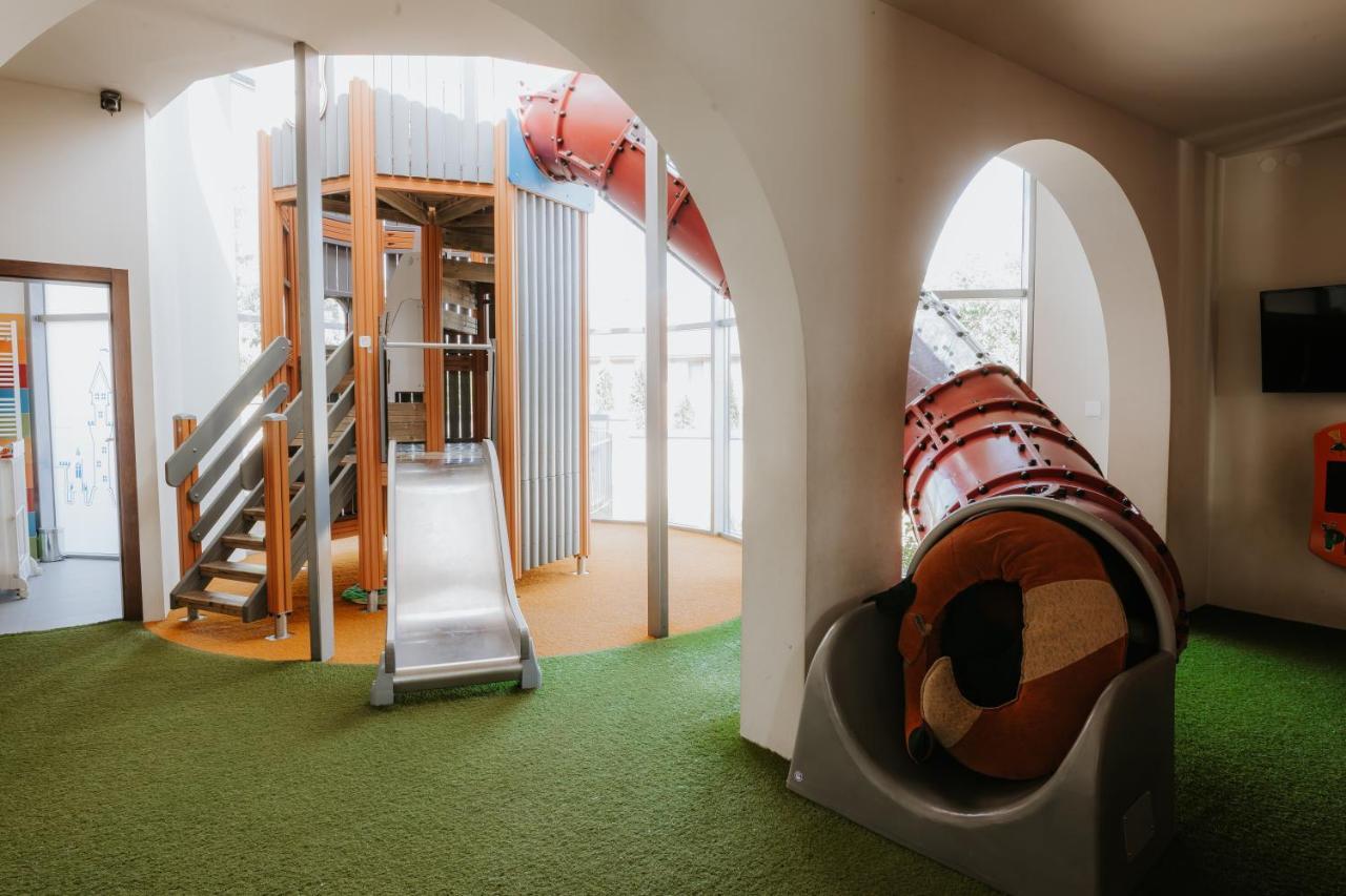 Hotel Bonaparte Kosice Luaran gambar