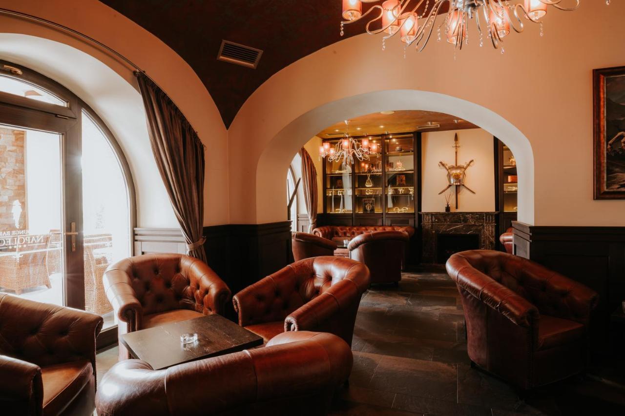 Hotel Bonaparte Kosice Luaran gambar