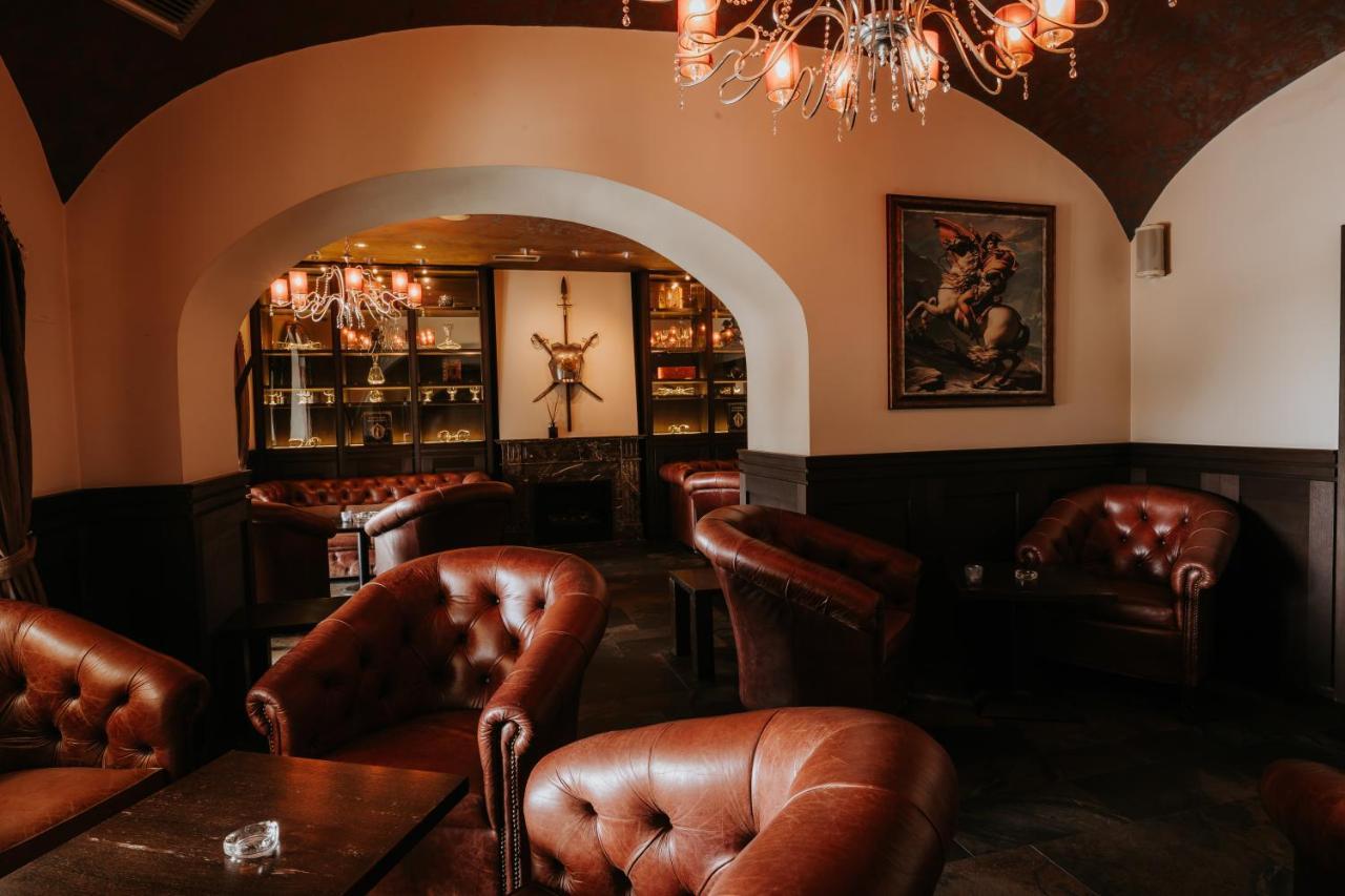 Hotel Bonaparte Kosice Luaran gambar