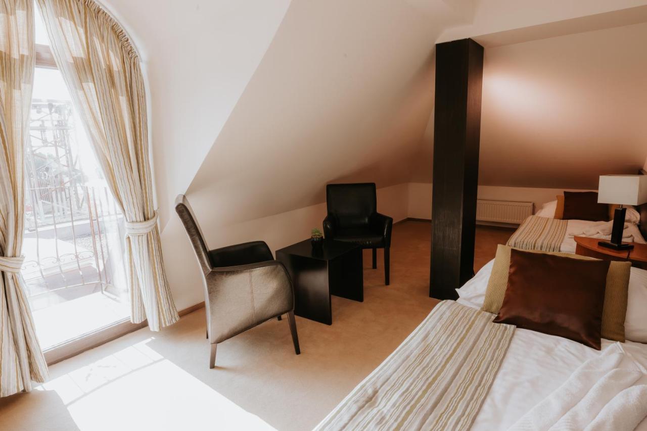 Hotel Bonaparte Kosice Luaran gambar