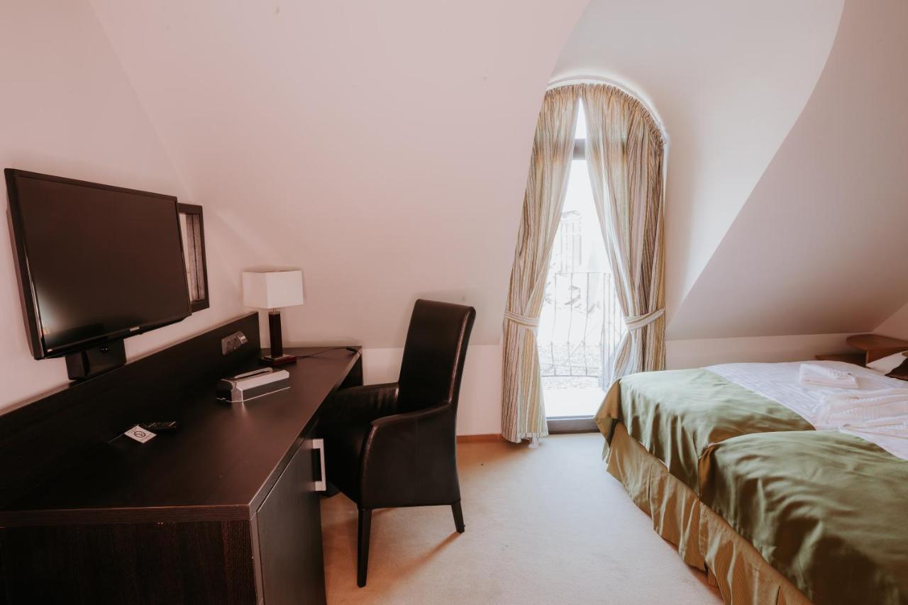 Hotel Bonaparte Kosice Luaran gambar