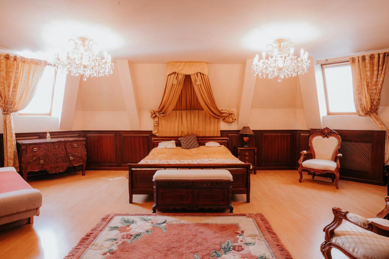 Hotel Bonaparte Kosice Luaran gambar
