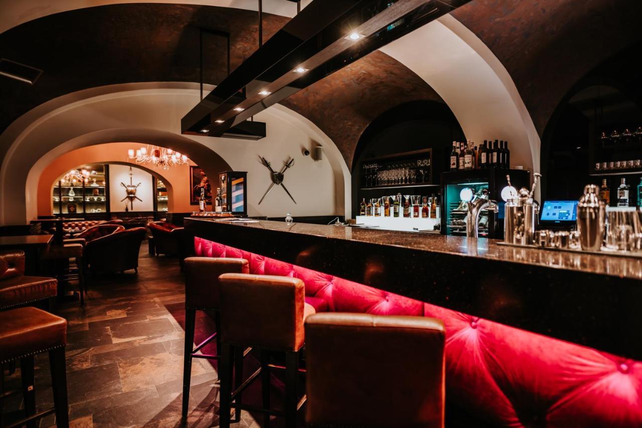 Hotel Bonaparte Kosice Luaran gambar